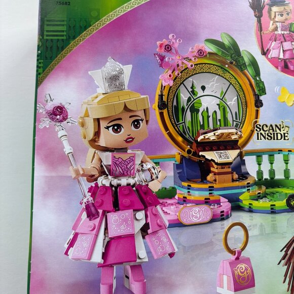 NEW Lego Wicket Elphaba & Glinda Figurines Set - 558 Pieces - Picture 7 of 10